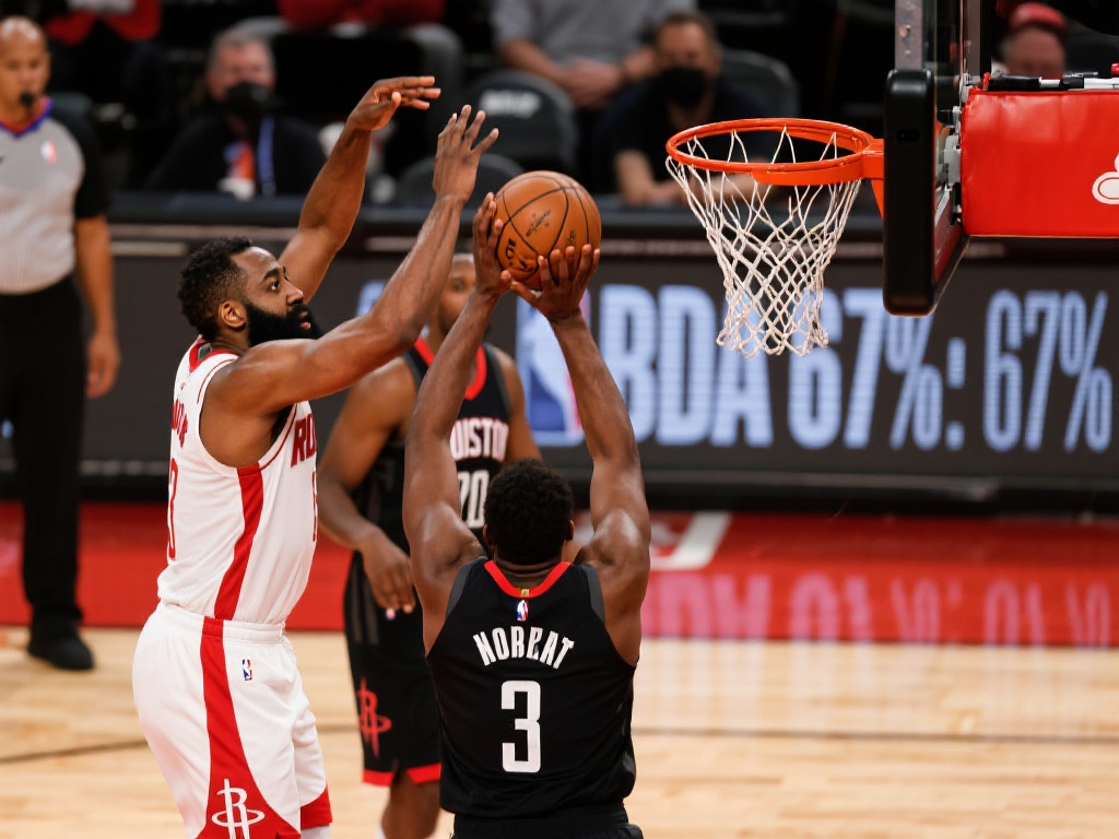 若能在比赛 若能在比赛